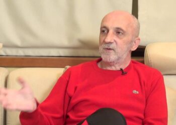 ღარიბაშვილი იმიტომ კი არ დატოვეს გარეთ, რომ დაინდეს…” – რას გაამხილა გია ხუხაშვილმა?