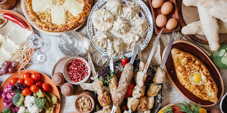 რას ნიშნავს, როდესაც სიზმარში გაშლილ სუფრას ხედავთ?