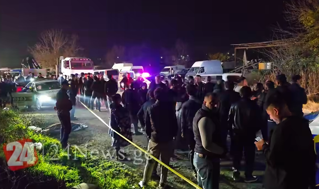 (VIDEO) რა ხდება ამ წუთებში ადგილზე, სადაც ქალს მანქანა დაეჯახა და ადგილზე იმსხვერპლა