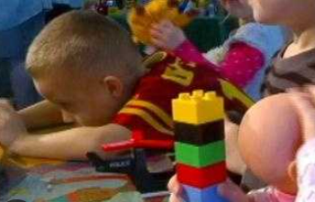 ბიჭმა მხედველობის 75% დაკარგა იმ სათამაშოს გამო, რომელიც ბავშვების უმრავლესობას აქვს! ეს აუცილებლად ყველა მშობელმა უნდა იცოდეს