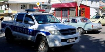 „მანქანასთან მიაყენა და იქამდე სცემა, სანამ ბავშვს არ აღებინა… ეს პირველი შემთხვევა არ არის“ – რა შოკისმომგვრელ შემთხვევაზე საუბრობენ ახალქალაქში?