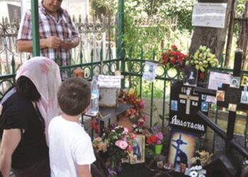 ჩემი თვალით რომ არ მენახა არ დავიჯირებდი, მისი ლოცვა უმძიმეს სნეულებსაც კი კურნავს – სადაა ანასტასიას საფლავი, რომელმაც უამრავი ადამიანი განკურნა