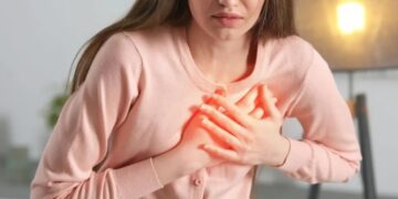 მოახლოებული გულის შეტევის 6 ფარული ნიშანი – თუ მათ ამოიცნობთ, ადამიანის სიცოცხლეს გადაარჩენთ