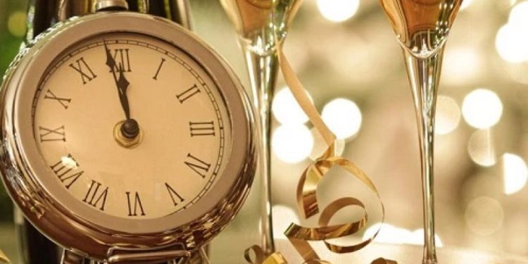 ძველი მეთოდი ბედნიერისთვის, რა უნდა გააკეთოთ 12 საათის დადგომისთანავე?