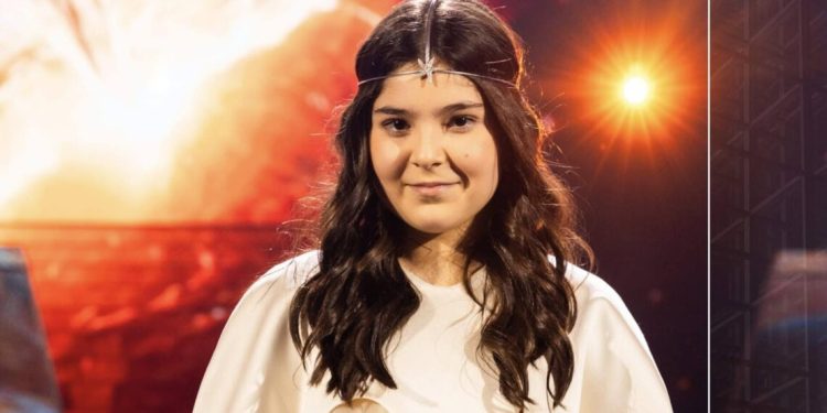 ,,ანიტა თავისუფალ დროს დაკავებულია ხატვით, ძერწვით, ქსოვით” – გოგონა, რომელიც მთელმა საქართველომ შეიყვარა – ვინ არიან ანიტა აბგარიანის მშობლები და როგორ ცხოვრობს პატარა ვარსკვლავი რეალურად