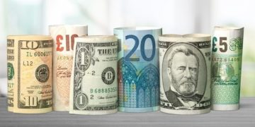 ვალუტის კურსი შეიცვალა – რამდენ ლარად შეიძენთ დოლარს და ევროს?