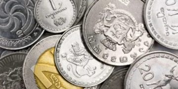 ვალუტის კურსი შეიცვალა! – რამდენ ლარად შეიძენთ დოლარს და ევროს?