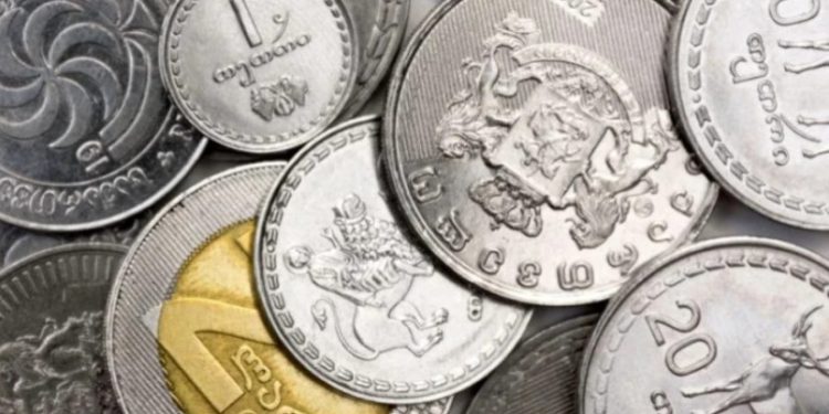 ვალუტის კურსი შეიცვალა! – რამდენ ლარად შეიძენთ დოლარს და ევროს?