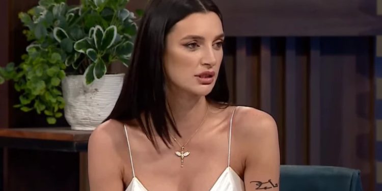 ,,მე არაფერ შუაში ვარ” – ალექსანდრა პაიჭაძე მიმართვას ავრცელებს