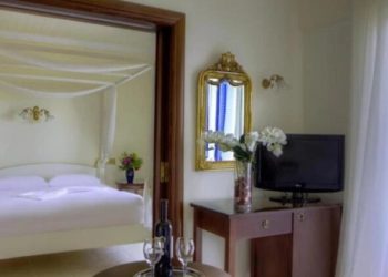 3 ადგილი სახლში, სადაც კატეგორიულად არ შეიძლება სარკის დაკიდება