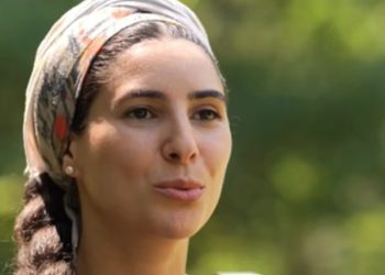 „ახალი წლის დღეების ჟრიამული ისე სწრაფად შეცვალა მოულოდნელმა ტკივილმა, პანაშვიდებმა და დაკრძალვებმა ჩვენი თბილისის სამეგობრო-სამეზობლოში..“ – რაზე წერს ნუცა ცისკარიშვილი