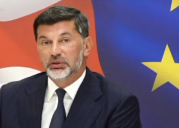 ,,გადაწყვეტილება მივიღეთ! ძალიან სამწუხაროა ეს ფაქტები და გაჩვენებთ ფოტოებს, რაზეა საუბარი… მსგავსი ქმედებები დაუშვებელია!” – კახა კალაძე საზოგადოებას მიმართავს