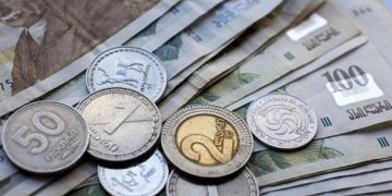 ვალუტის კურსი შეიცვალა! – რამდენ ლარად შეიძენთ დოლარს და ევროს?