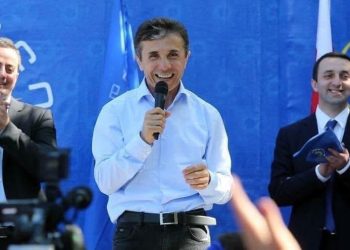 მთელი ღამე ვფიქრობდი, დამეწერა თუ არა სტატუსი” – რას წერს ირაკლი ღარიბაშვილის ცოლის ძმა ბიძინა ივანიშვილის შესახებ