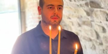 საშინელება გვჭირს, ეს რა ტრაგედიაა – სამეგრელოში ახალგაზრდა კაცს გლოვობენ