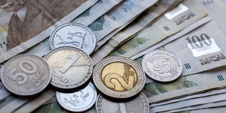 ვალუტის კურსი შეიცვალა – რამდენ ლარად შეიძენთ დოლარს და ევროს?