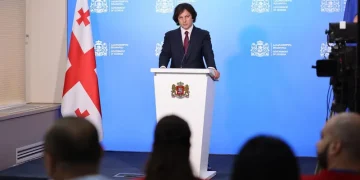 ირაკლი კობახიძის განცხადებით, ბრიტანული სანქციების საპასუხოდ საქართველოს ხელისუფლებას ბრიტანეთთან დიპლომატიურ ურთიერთობებში ცვლილებები არ ექნება, მათ შორის არ მოხდება არც ელჩის ქვეყნიდან გაძევება