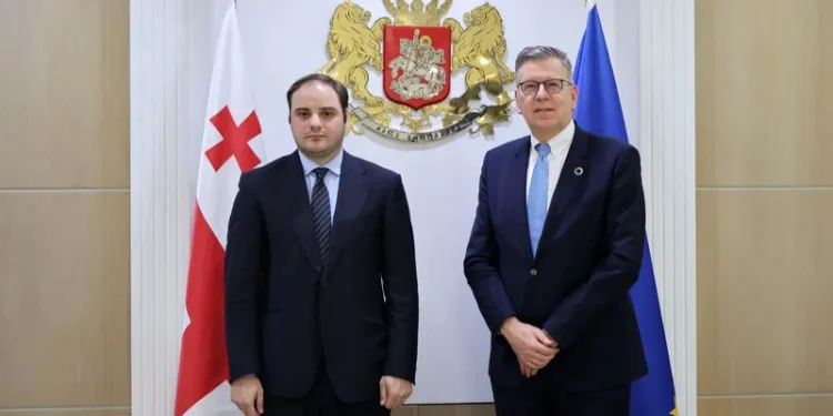 ლევან ჟორჟოლიანი მიგრაციის საერთაშორისო ორგანიზაციის (IOM) ევროპისა და ცენტრალური აზიის რეგიონულ დირექტორს არტურ ერკენს შეხვდა