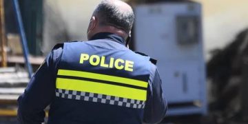 პირს, რომელმაც კასპში, დაკავების მიზნით მისულ სამართალდამცველებს ცეცხლი გაუხსნა, ბრალდება წარედგინა