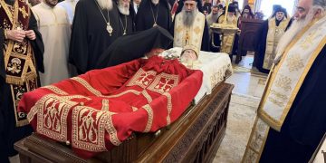 ილია II სიონის საპატრიარქო ტაძარში დაკრძალეს